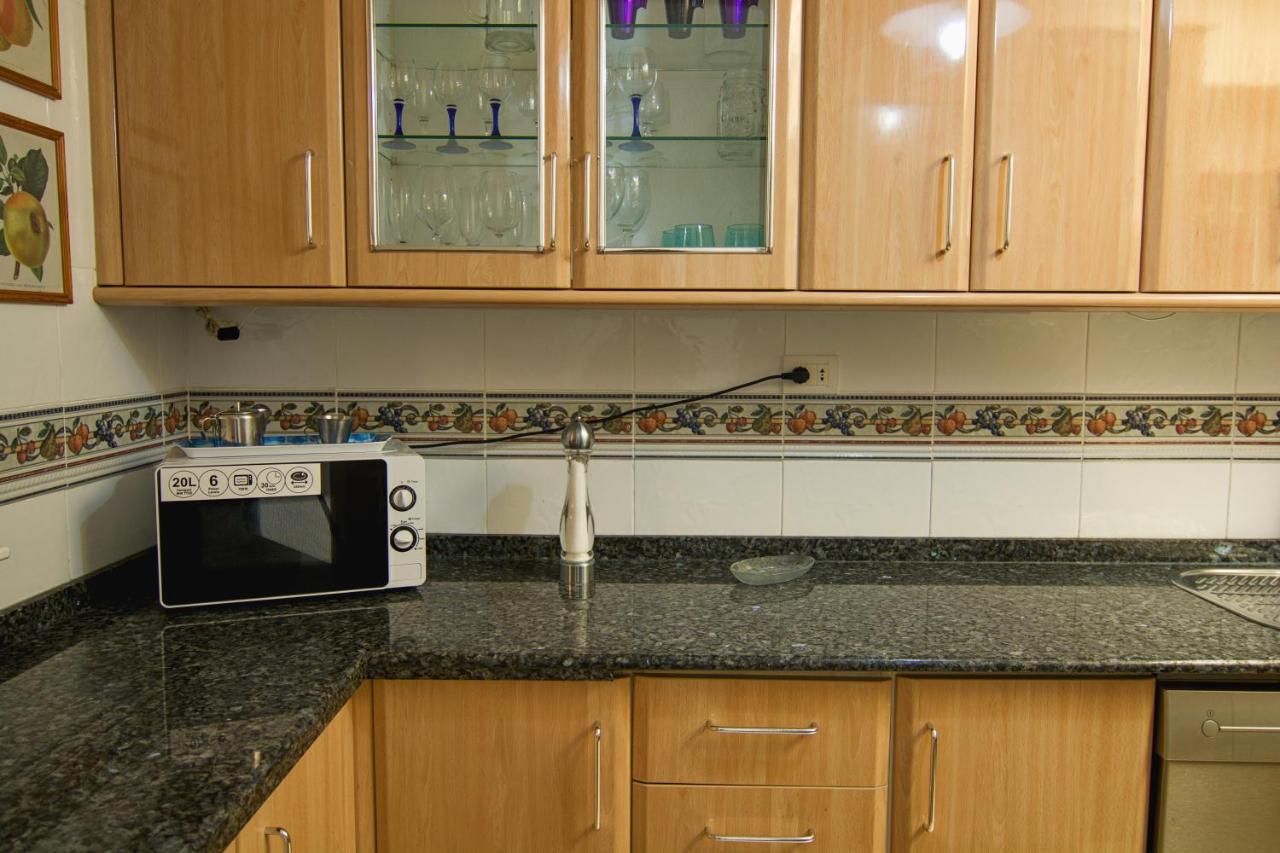 Azahara Apartamento Cerca Playa Las Vistas Los Cristianos Los Cristianos  Dış mekan fotoğraf